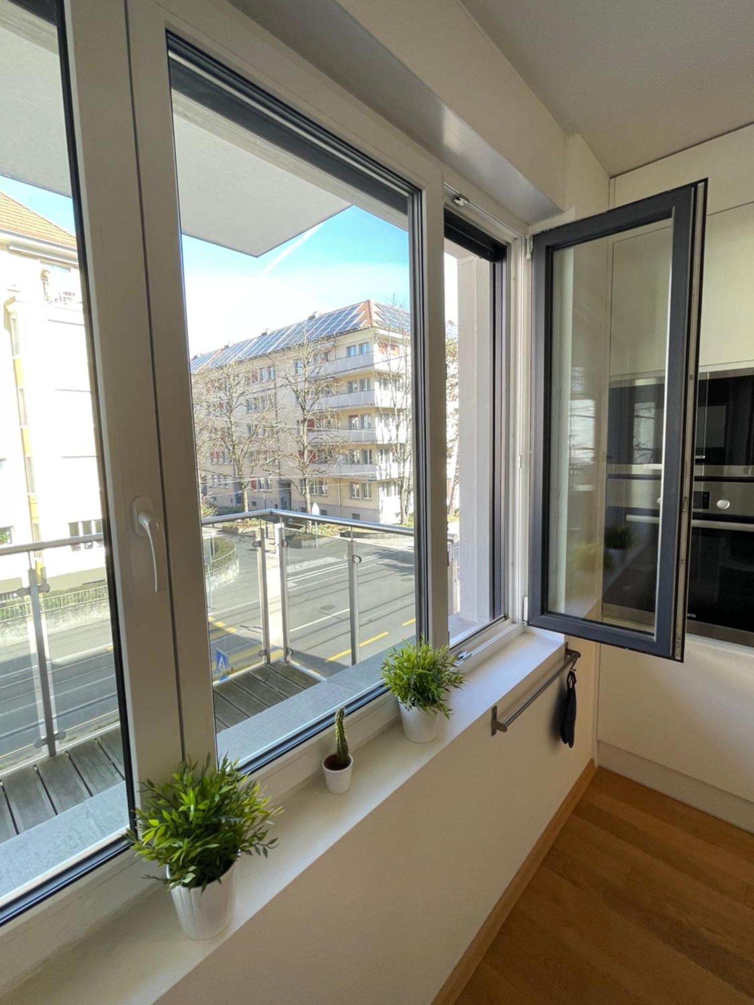 Appartement Baseliving 3,5 - Bahnhof Sbb - Self Check-in